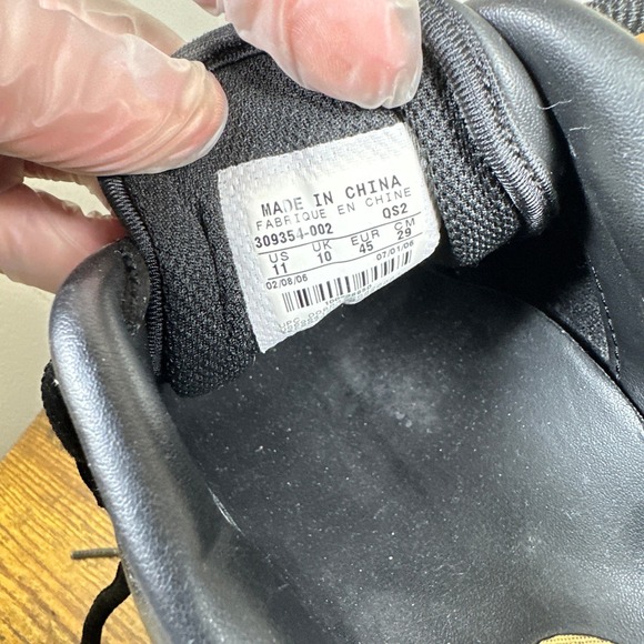 Nike Shox NZ Mens Black Leather Gum Sole Sneakers 309354-002 Size 11